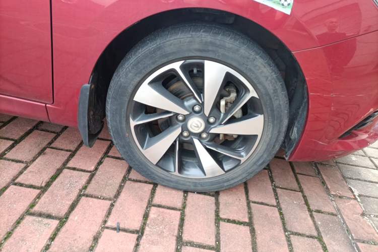Used CHANGAN Eado DT 2018 1.6L Manual Luxury Model Right Front Wheel Hub