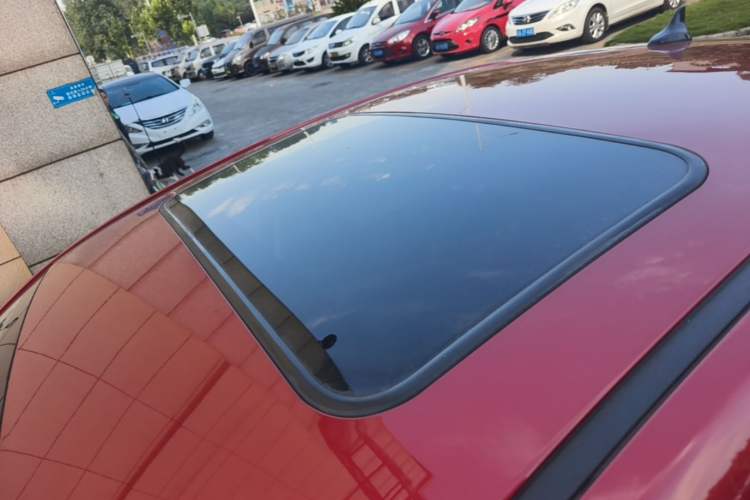 Used CHANGAN Eado DT 2018 1.6L Automatic Smart Enjoyment Model Roof