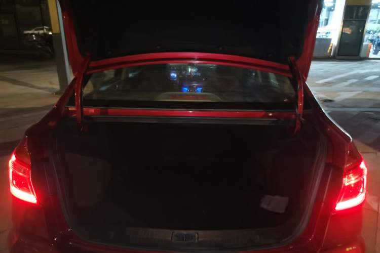 Used CHANGAN Eado DT 2018 1.6L Manual Enjoyment Model Trunk