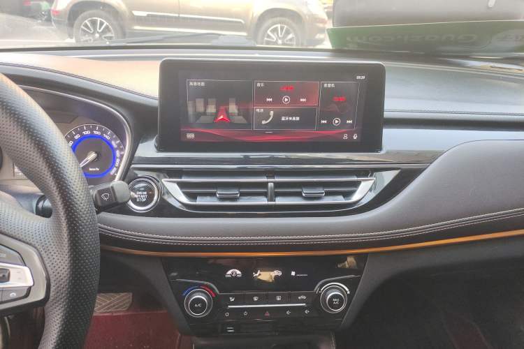 Used CHANGAN Eado DT 2018 1.6L Automatic Smart Enjoyment Model Audio And AC Panel