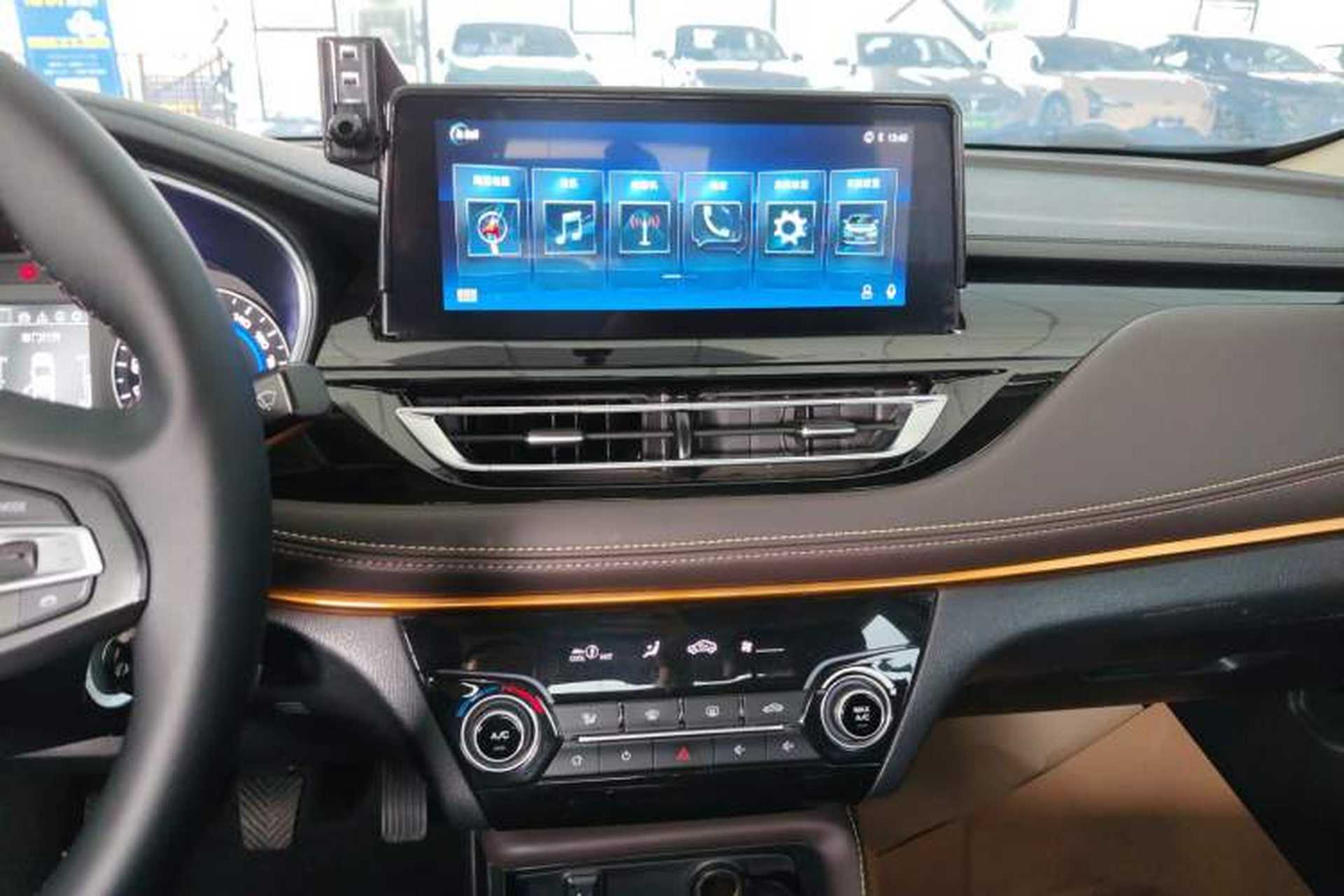 Used CHANGAN Eado DT 2018 1.6L Manual Smart Enjoyment Model Audio And AC Panel