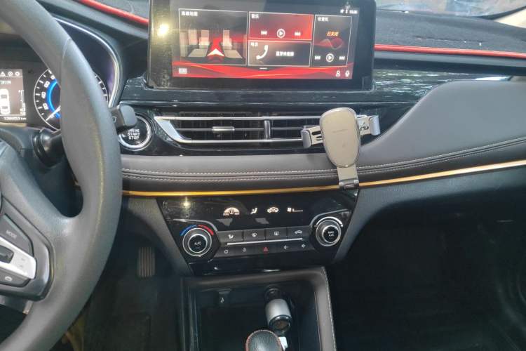 Used CHANGAN Eado DT 2018 1.6L Automatic Smart Enjoyment Model Audio And AC Panel
