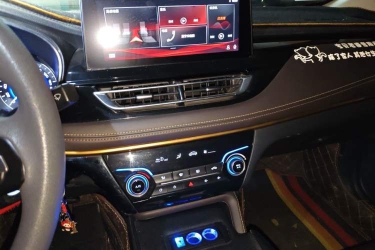 Used CHANGAN Eado DT 2018 1.6L Manual Smart Enjoyment Model Audio And AC Panel