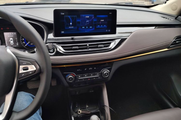 Used CHANGAN Eado DT 2018 1.6L Automatic Smart Enjoyment Model Audio And AC Panel