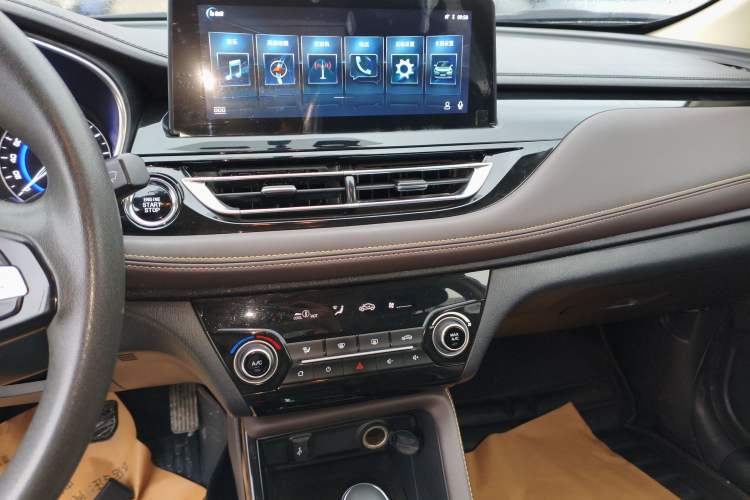 Used CHANGAN Eado DT 2018 1.6L Automatic Smart Enjoyment Model Audio And AC Panel