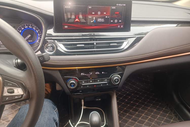 Used CHANGAN Eado DT 2018 1.6L Automatic Smart Enjoyment Model Audio And AC Panel
