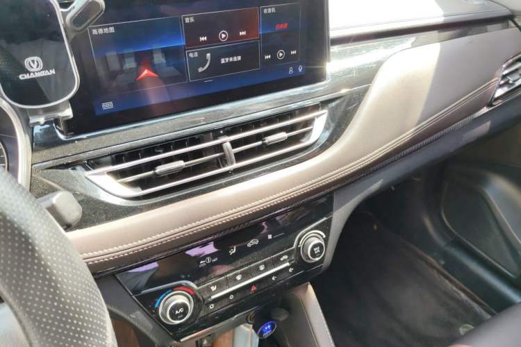 Used CHANGAN Eado DT 2018 1.6L Manual Smart Enjoyment Model Audio And AC Panel