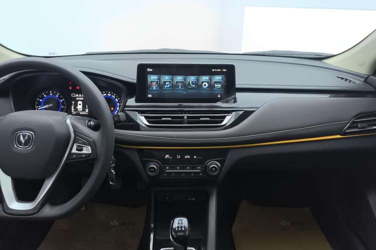 Used CHANGAN Eado DT 2018 1.6L Manual Comfort Model Audio And AC Panel