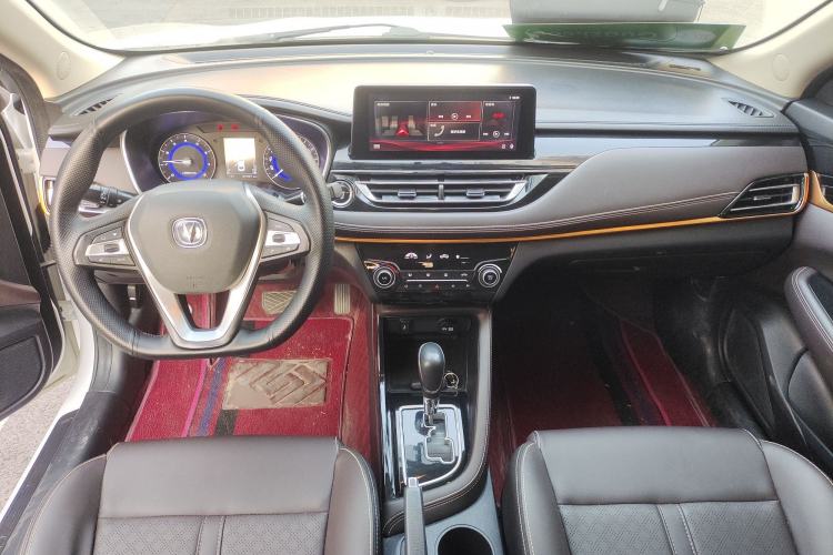 Used CHANGAN Eado DT 2018 1.6L Automatic Smart Enjoyment Model Center Console