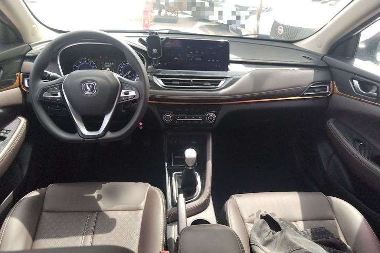 Used CHANGAN Eado DT 2018 1.6L Manual Smart Enjoyment Model Center Console