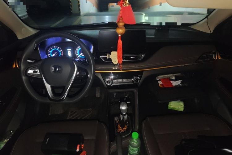 Used CHANGAN Eado DT 2018 1.6L Manual Smart Enjoyment Model Center Console