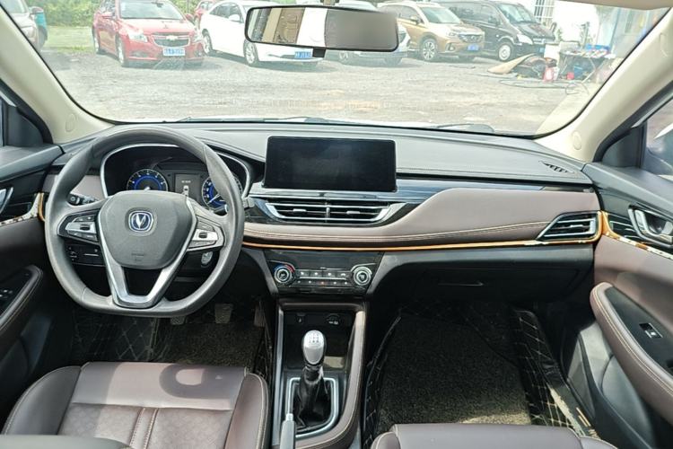 Used CHANGAN Eado DT 2018 1.6L Manual Smart Enjoyment Model Center Console