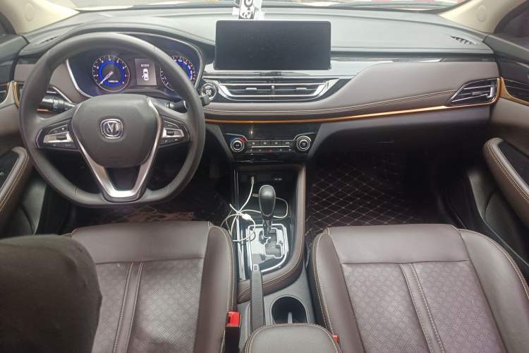 Used CHANGAN Eado DT 2018 1.6L Automatic Smart Enjoyment Model Center Console
