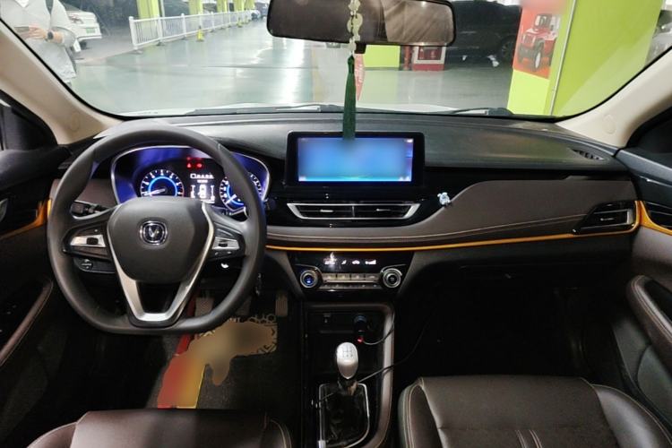 Used CHANGAN Eado DT 2018 1.6L Manual Smart Enjoyment Model Center Console