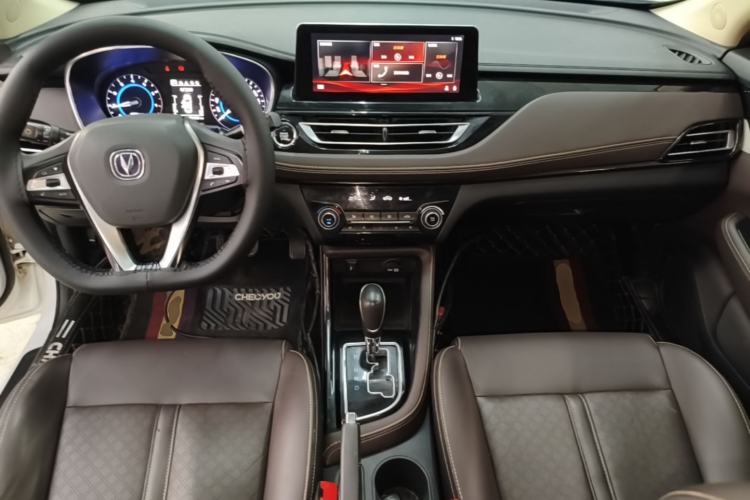 Used CHANGAN Eado DT 2018 1.6L Automatic Smart Enjoyment Model Center Console