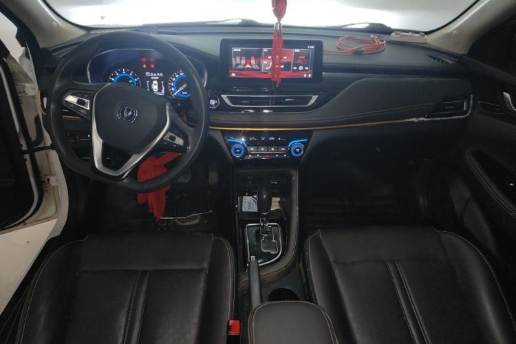 Used CHANGAN Eado DT 2018 1.6L Automatic Smart Enjoyment Model Center Console