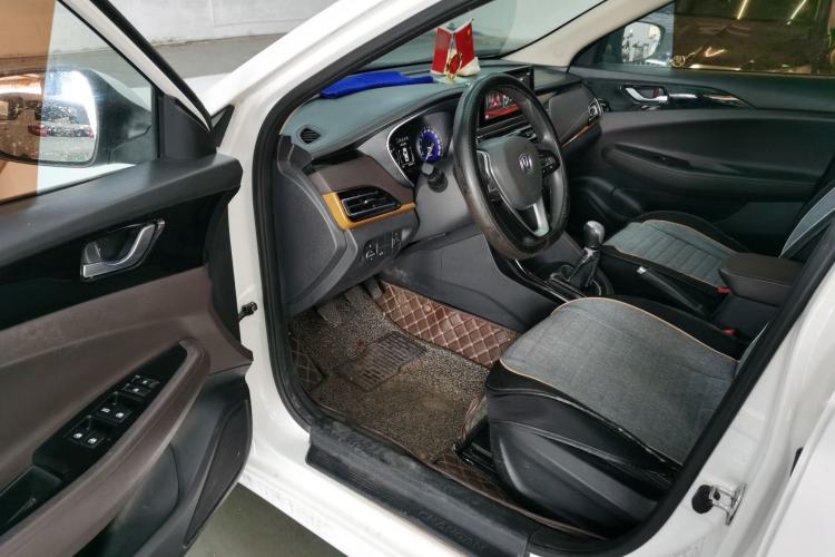 Used CHANGAN Eado DT 2018 1.6L Manual Comfort Model Driver Seat