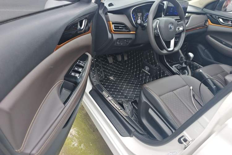 Used CHANGAN Eado DT 2018 1.6L Manual Smart Enjoyment Model Driver Seat