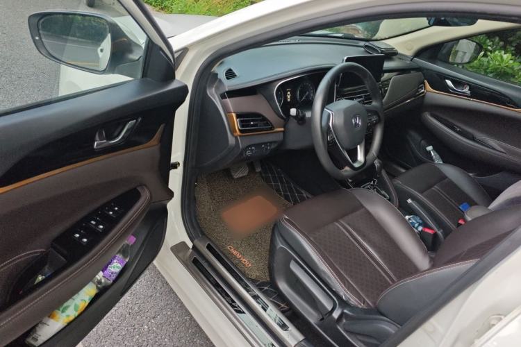 Used CHANGAN Eado DT 2018 1.6L Automatic Luxury Model Driver Seat