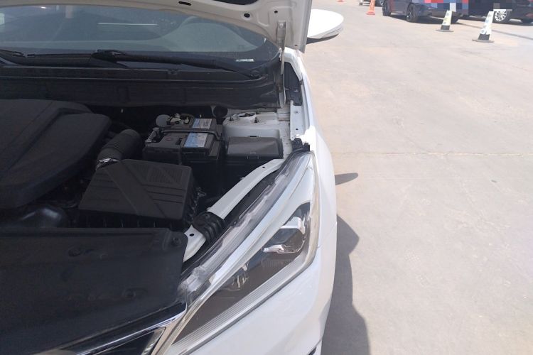 Used CHANGAN Eado DT 2018 1.6L Manual Smart Enjoyment Model Engine Bay Left