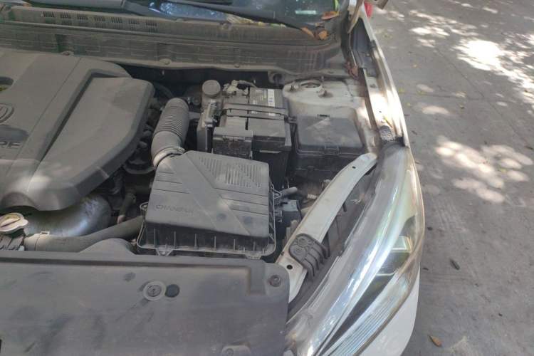 Used CHANGAN Eado DT 2018 1.6L Manual Smart Enjoyment Model Engine Bay Left