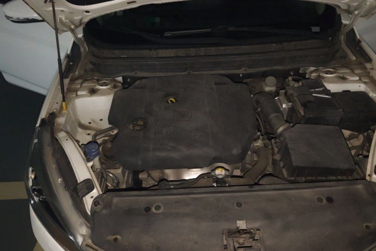 Used CHANGAN Eado DT 2018 1.6L Manual Smart Enjoyment Model Engine Bay Right