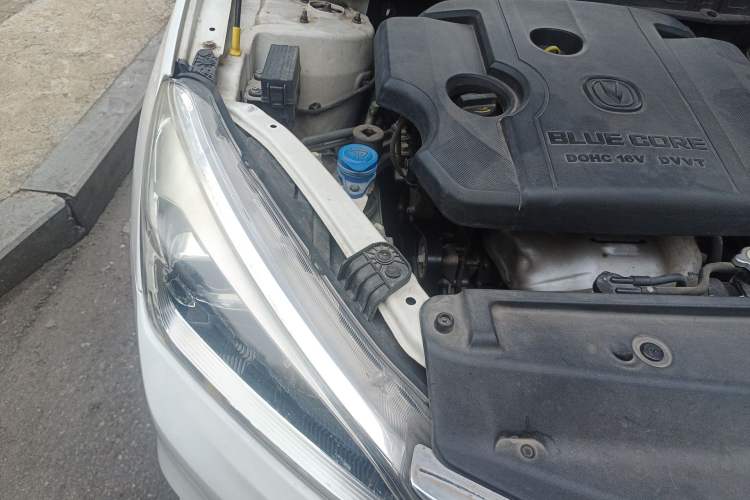 Used CHANGAN Eado DT 2018 1.6L Automatic Smart Enjoyment Model Engine Bay Right