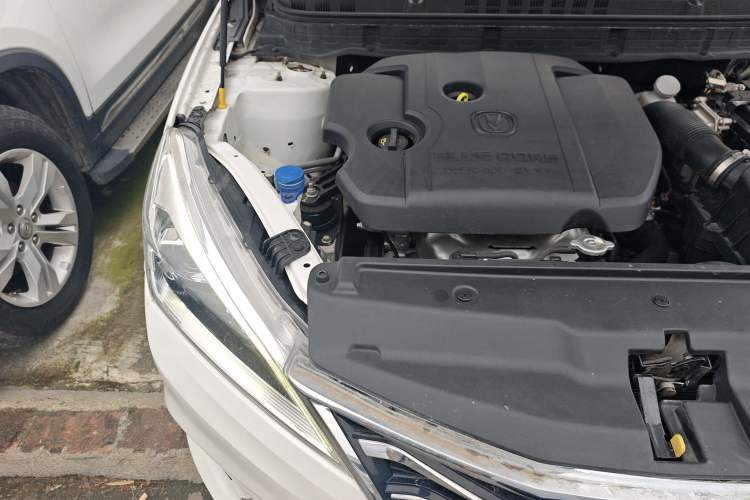 Used CHANGAN Eado DT 2018 1.6L Manual Smart Enjoyment Model Engine Bay Right