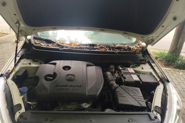 Used CHANGAN Eado DT 2018 1.6L Automatic Smart Enjoyment Model Engine Bay