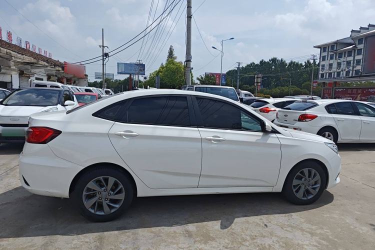 Used CHANGAN Eado DT 2018 1.6L Manual Smart Enjoyment Model Exterior 2