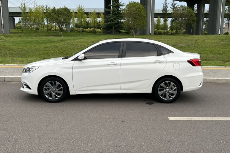 Used CHANGAN Eado DT 2018 1.6L Manual Smart Enjoyment Model Exterior 3
