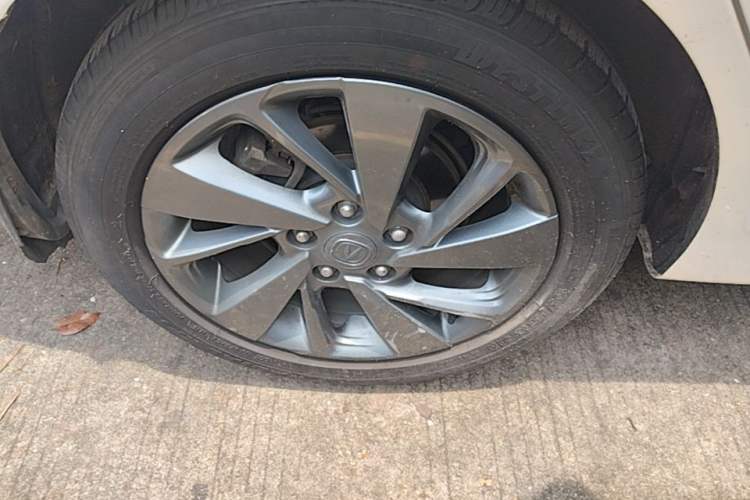 Used CHANGAN Eado DT 2018 1.6L Automatic Enjoyment Model Exterior 3