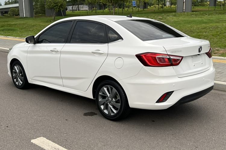 Used CHANGAN Eado DT 2018 1.6L Manual Smart Enjoyment Model Exterior 4