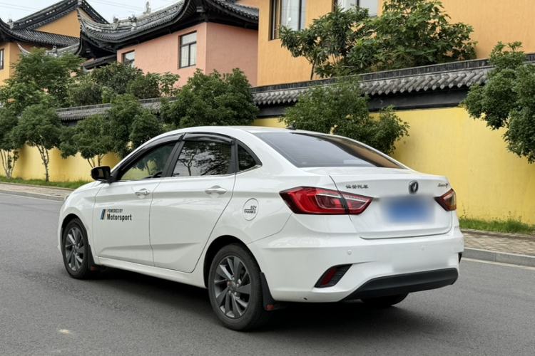 Used CHANGAN Eado DT 2018 1.6L Manual Smart Enjoyment Model Exterior 4
