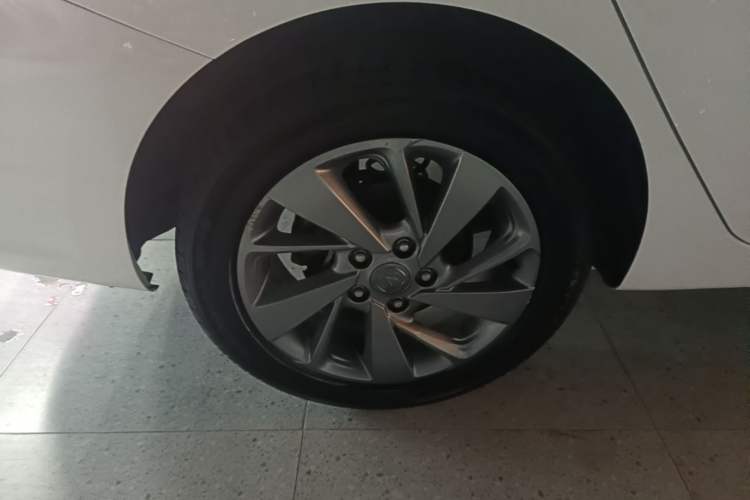 Used CHANGAN Eado DT 2018 1.6L Manual Smart Enjoyment Model Exterior 5