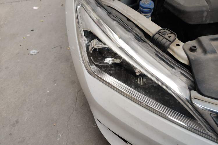 Used CHANGAN Eado DT 2018 1.6L Manual Smart Enjoyment Model Exterior 6