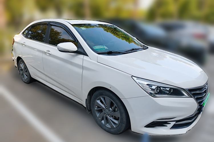 Used CHANGAN Eado DT 2018 1.6L Manual Smart Enjoyment Model Front Right 45 Deg