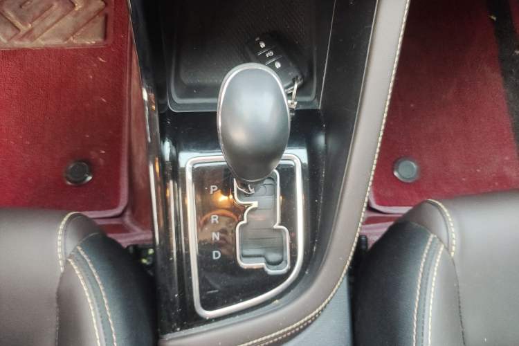 Used CHANGAN Eado DT 2018 1.6L Automatic Smart Enjoyment Model Gear Lever