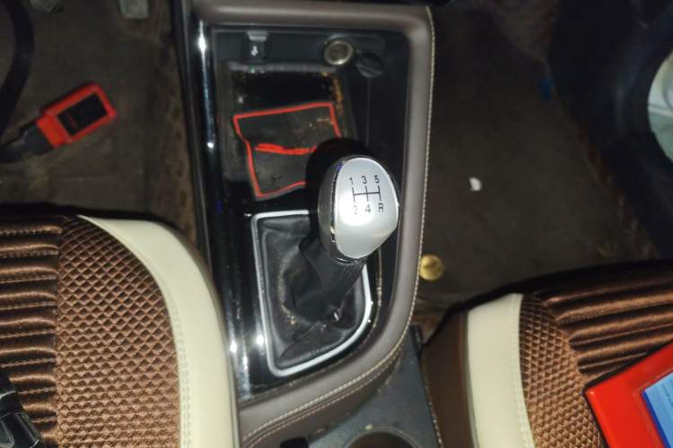 Used CHANGAN Eado DT 2018 1.6L Manual Smart Enjoyment Model Gear Lever