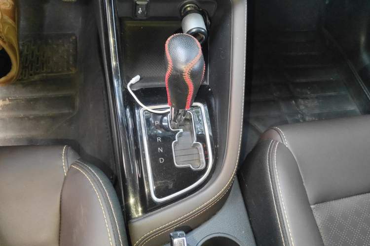 Used CHANGAN Eado DT 2018 1.6L Automatic Smart Enjoyment Model Gear Lever