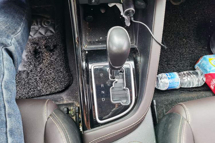 Used CHANGAN Eado DT 2018 1.6L Automatic Smart Enjoyment Model Gear Lever