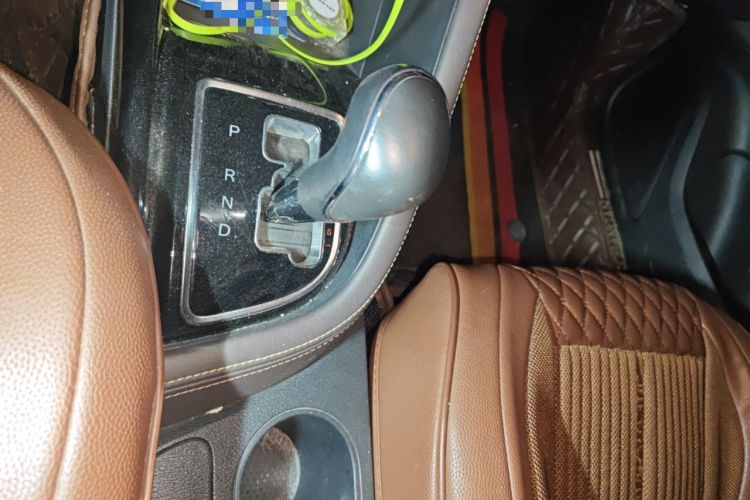 Used CHANGAN Eado DT 2018 1.6L Automatic Enjoyment Model Gear Lever