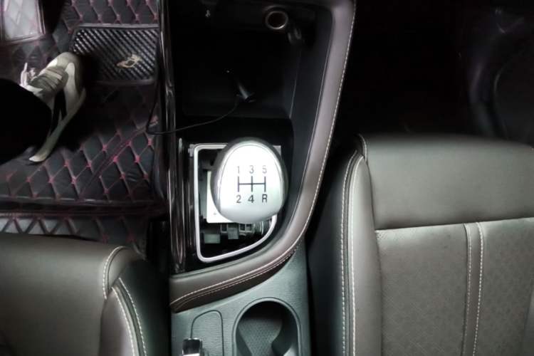 Used CHANGAN Eado DT 2018 1.6L Manual Smart Enjoyment Model Gear Lever