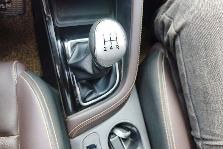 Used CHANGAN Eado DT 2018 1.6L Manual Smart Enjoyment Model Gear Lever