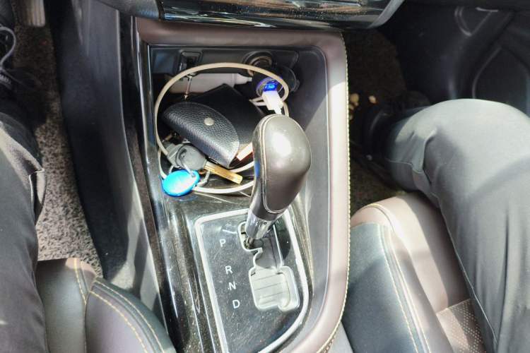 Used CHANGAN Eado DT 2018 1.6L Automatic Smart Enjoyment Model Gear Lever