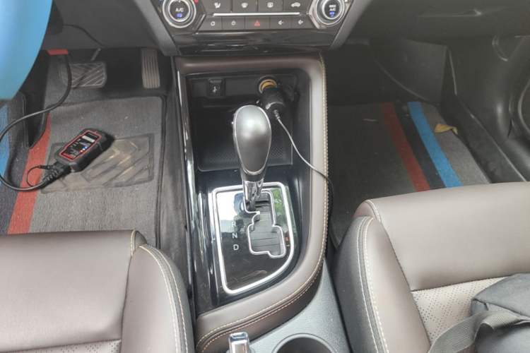 Used CHANGAN Eado DT 2018 1.6L Automatic Smart Enjoyment Model Gear Lever
