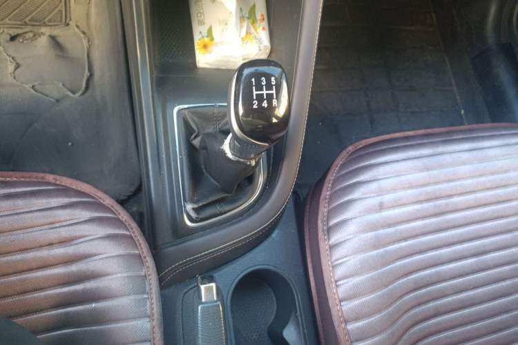 Used CHANGAN Eado DT 2018 1.6L Manual Comfort Model Gear Lever