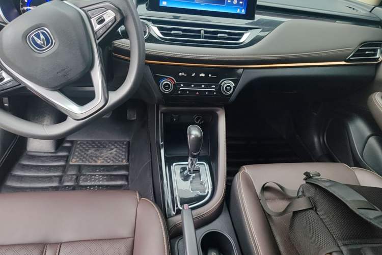 Used CHANGAN Eado DT 2018 1.6L Automatic Smart Enjoyment Model Gear Lever
