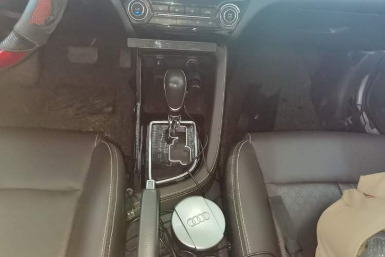 Used CHANGAN Eado DT 2018 1.6L Automatic Smart Enjoyment Model Gear Lever