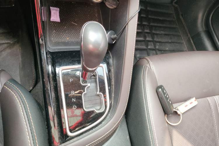 Used CHANGAN Eado DT 2018 1.6L Automatic Smart Enjoyment Model Gear Lever